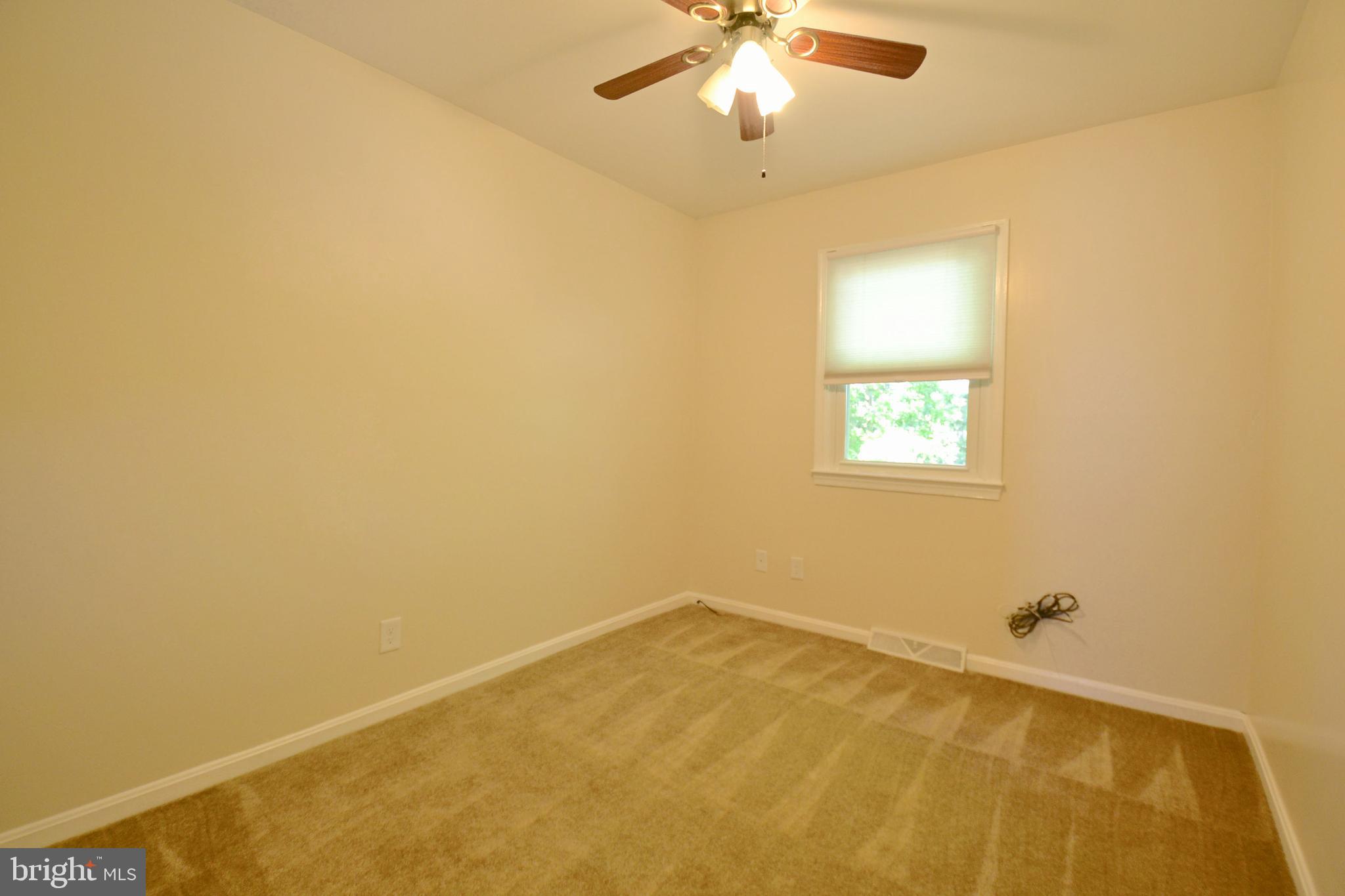 GREENVIEW VILLAGE - Residential Lease