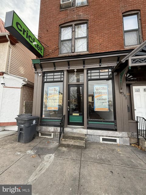 382 E HIGH STREET POTTSTOWN PA 19464