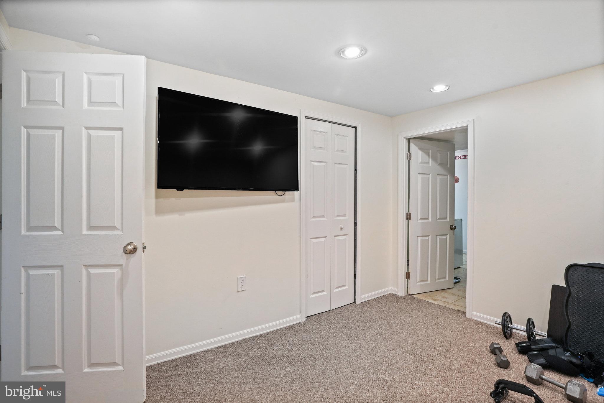 MITCHELLVILLE EAST - Residential Lease