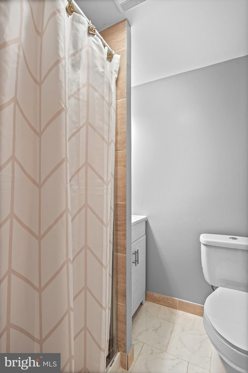 MITCHELLVILLE EAST - Residential Lease