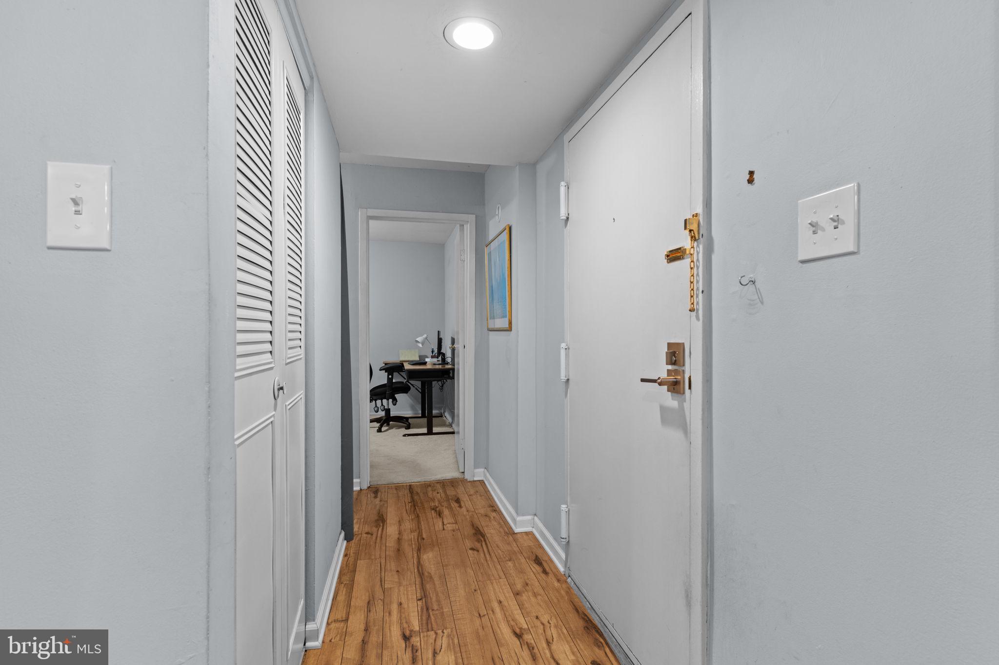 GYPSY LANE CONDOS - Residential