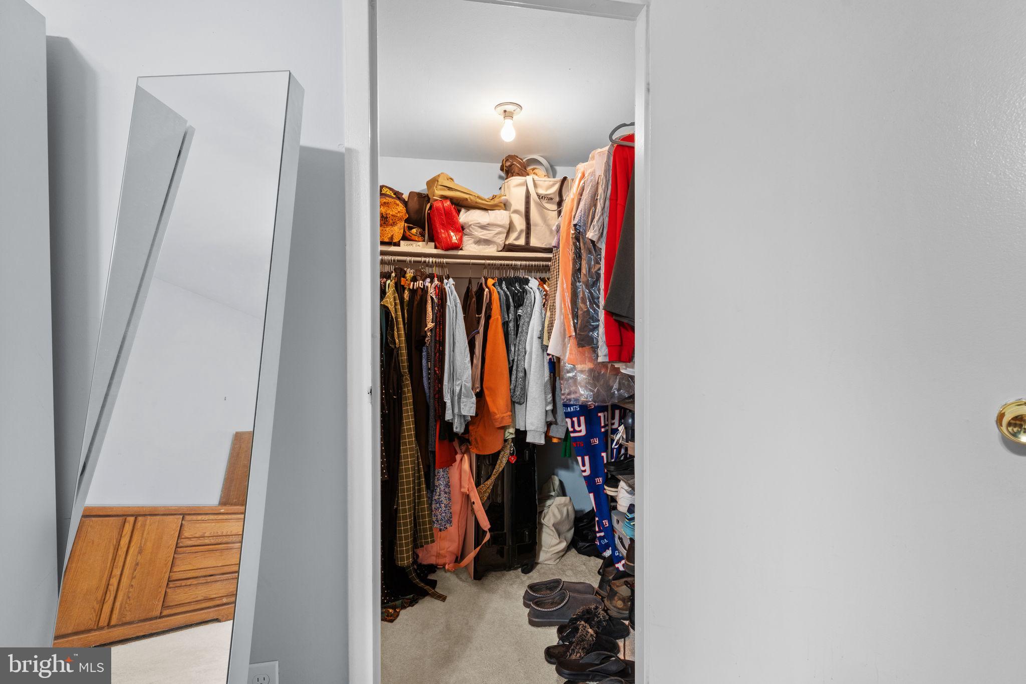 GYPSY LANE CONDOS - Residential