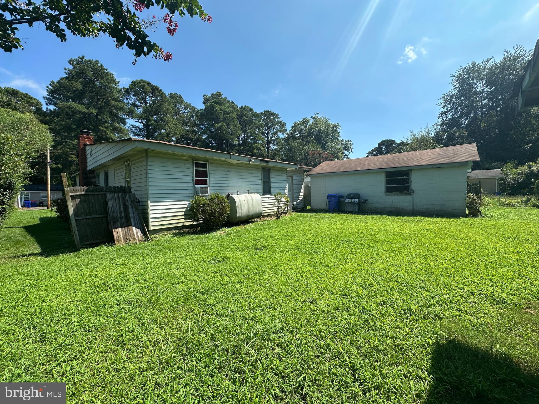 COBB ISLAND - Residential