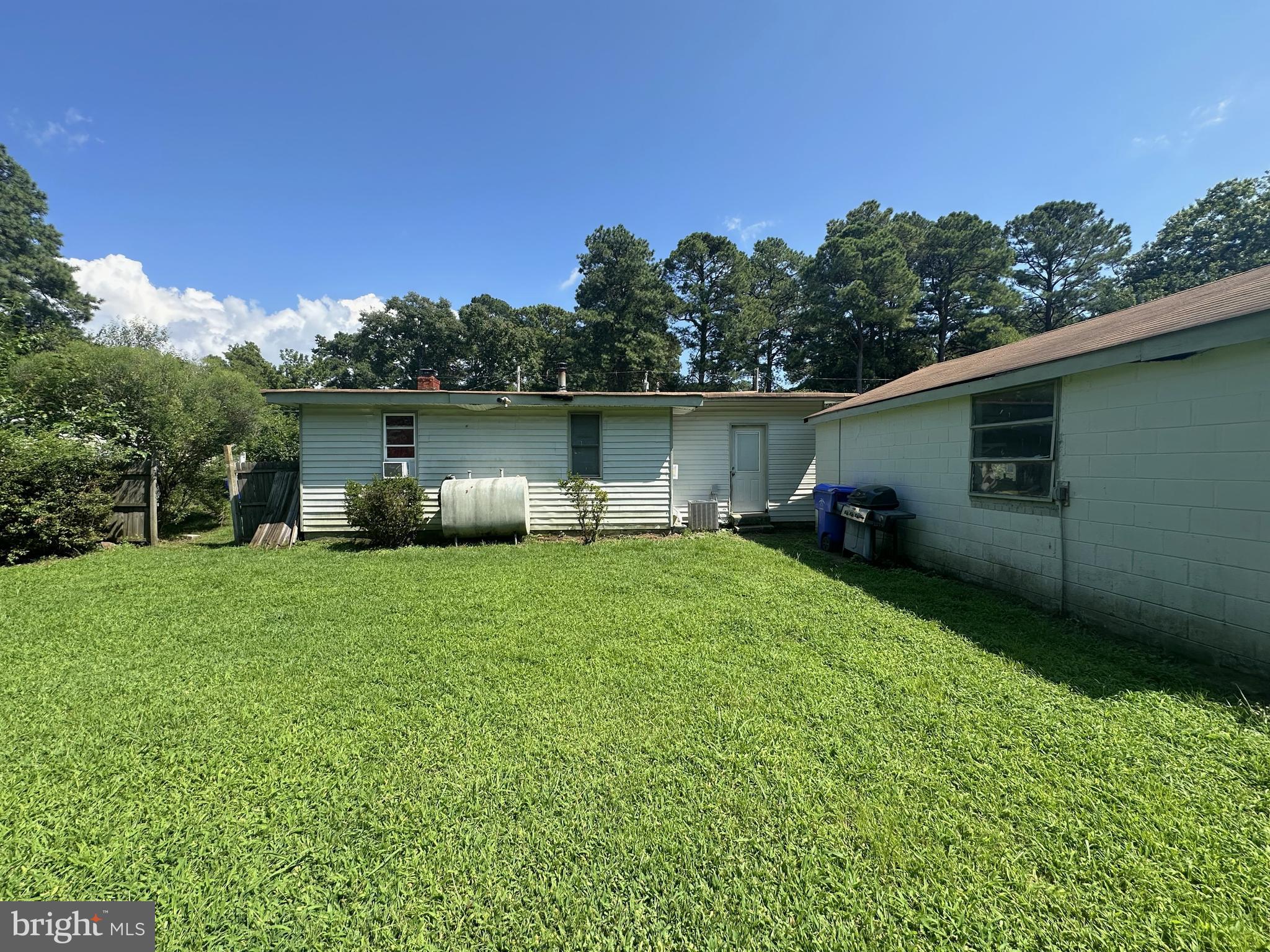 COBB ISLAND - Residential