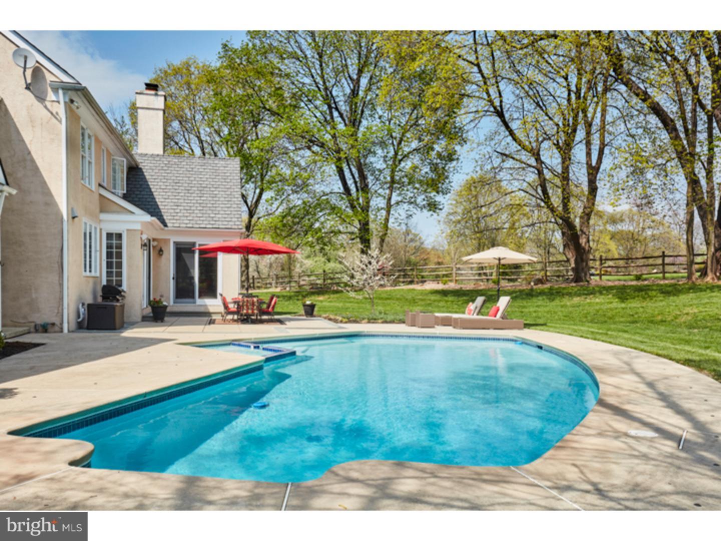 BRENTFORD - Residential