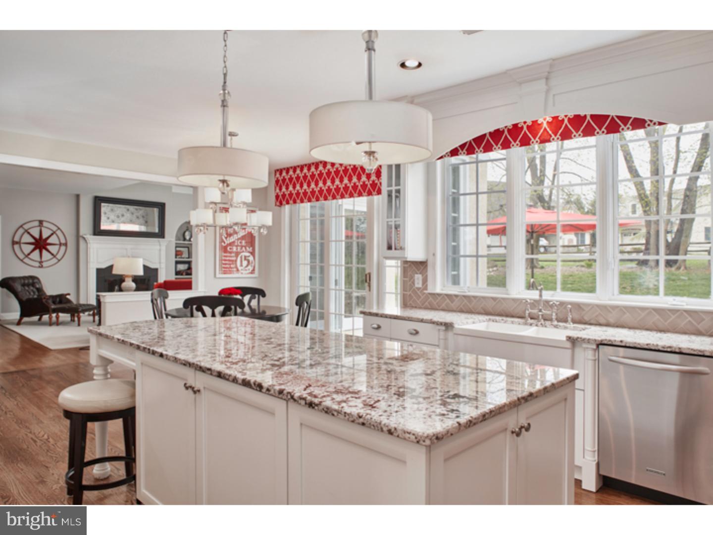 BRENTFORD - Residential