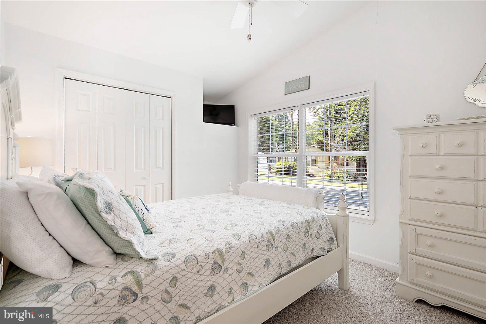 WHITE HORSE PARK I - Residential