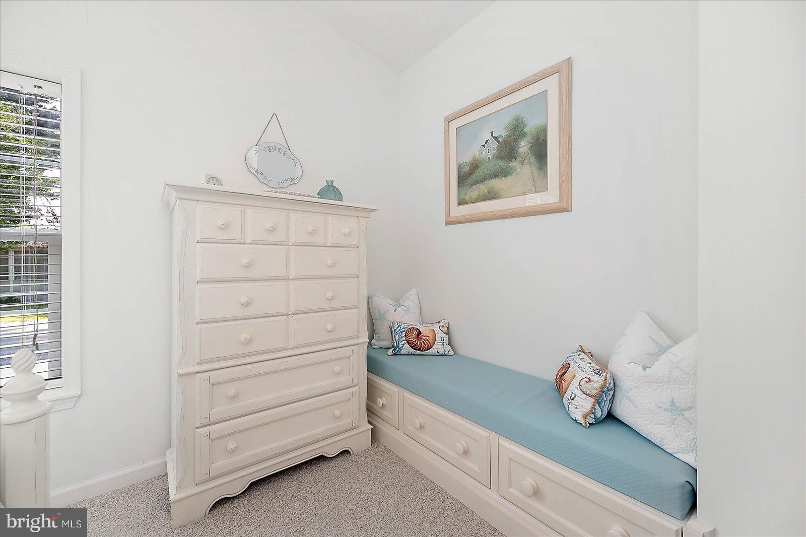 WHITE HORSE PARK I - Residential