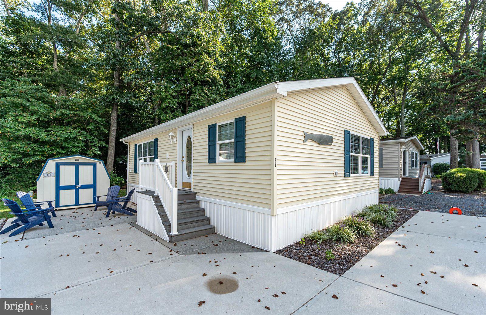 WHITE HORSE PARK I - Residential