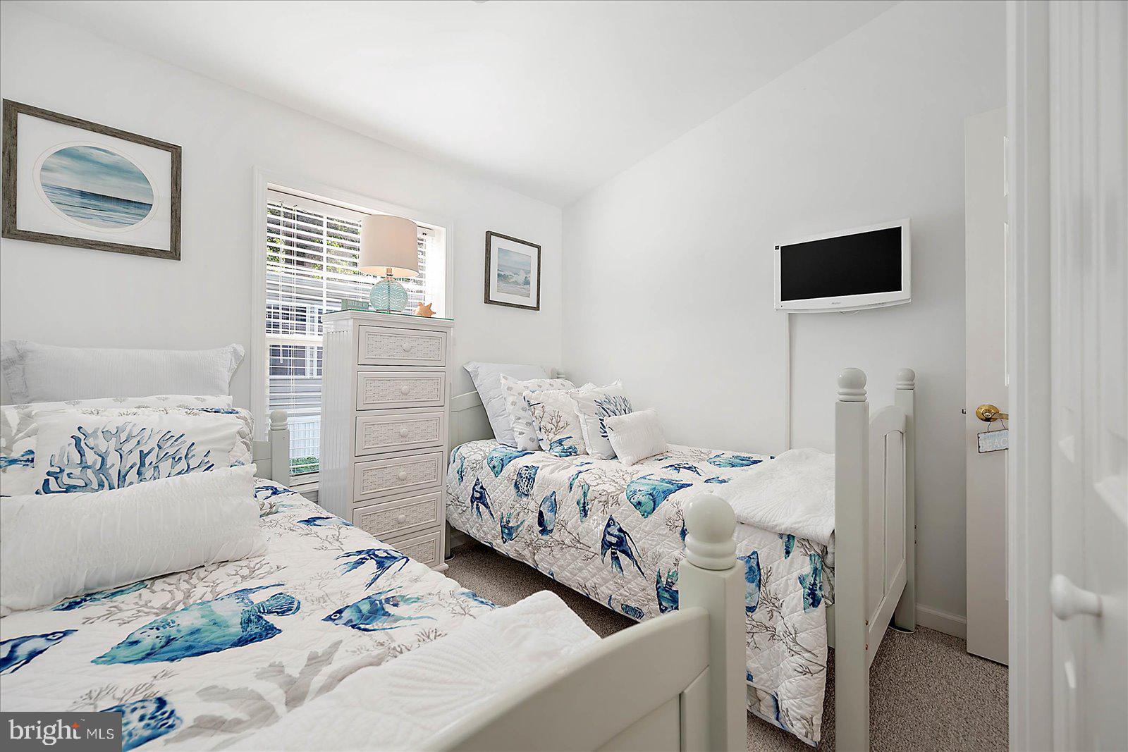 WHITE HORSE PARK I - Residential