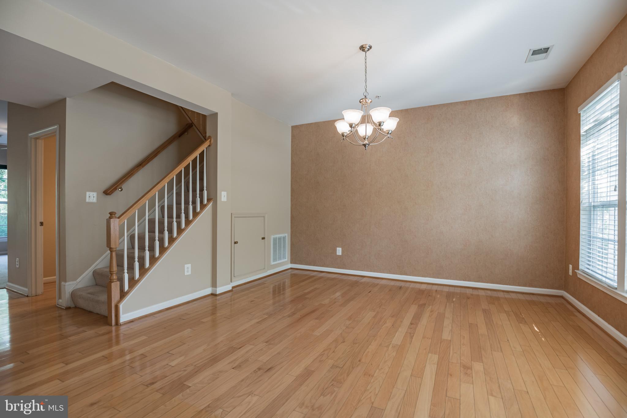 DAHLIA PARK OF WILDEWOOD - Residential