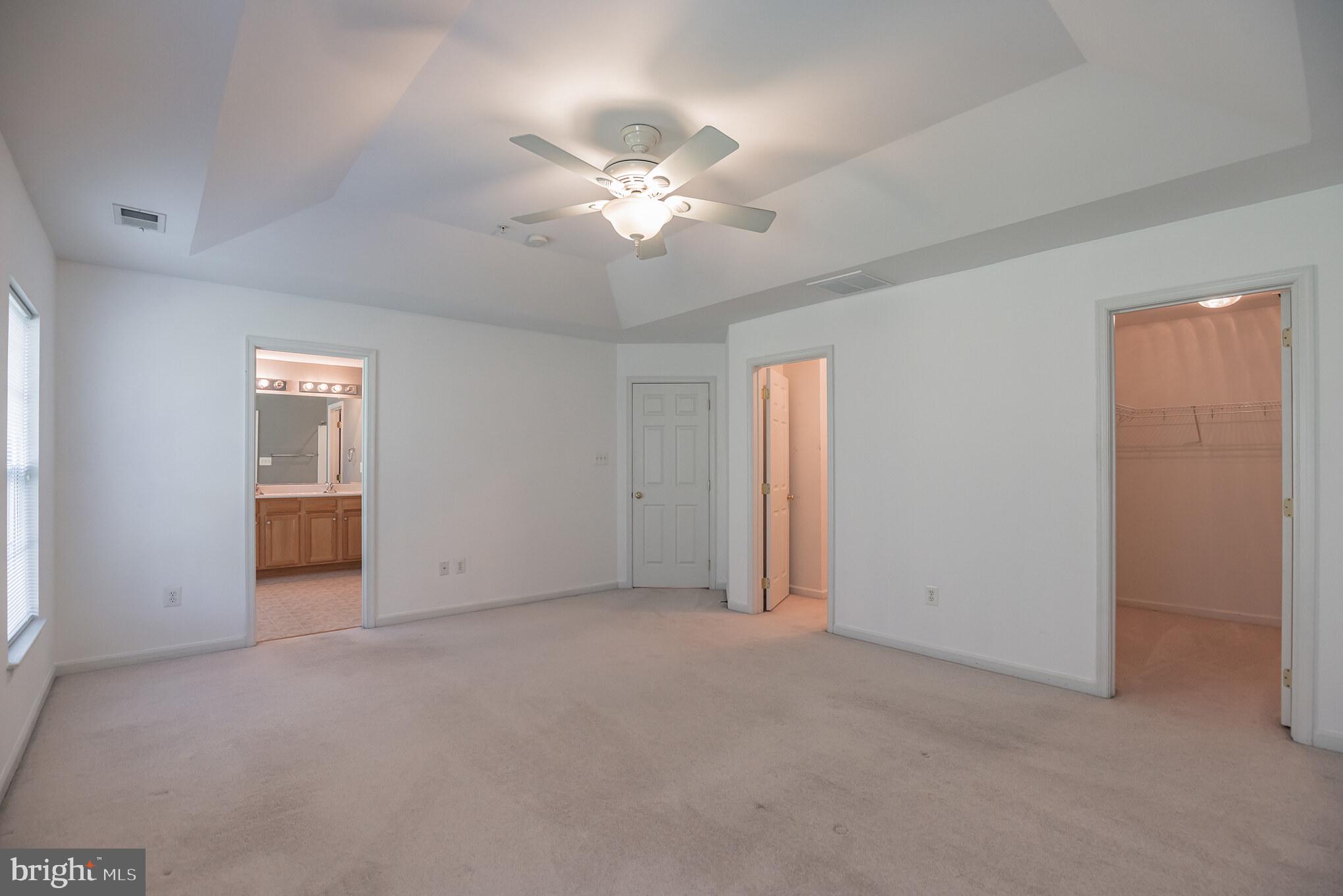 DAHLIA PARK OF WILDEWOOD - Residential