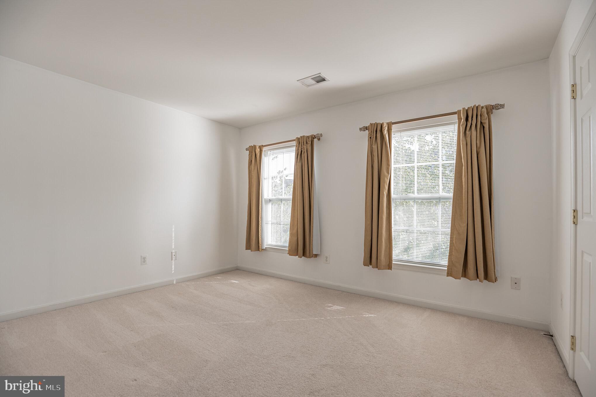 DAHLIA PARK OF WILDEWOOD - Residential