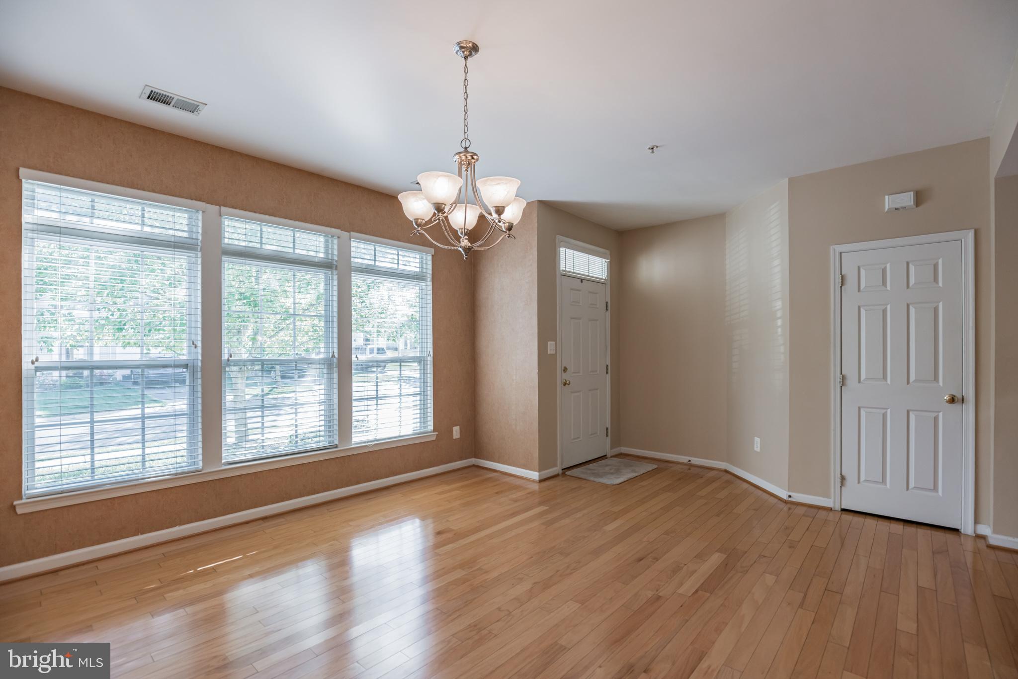 DAHLIA PARK OF WILDEWOOD - Residential