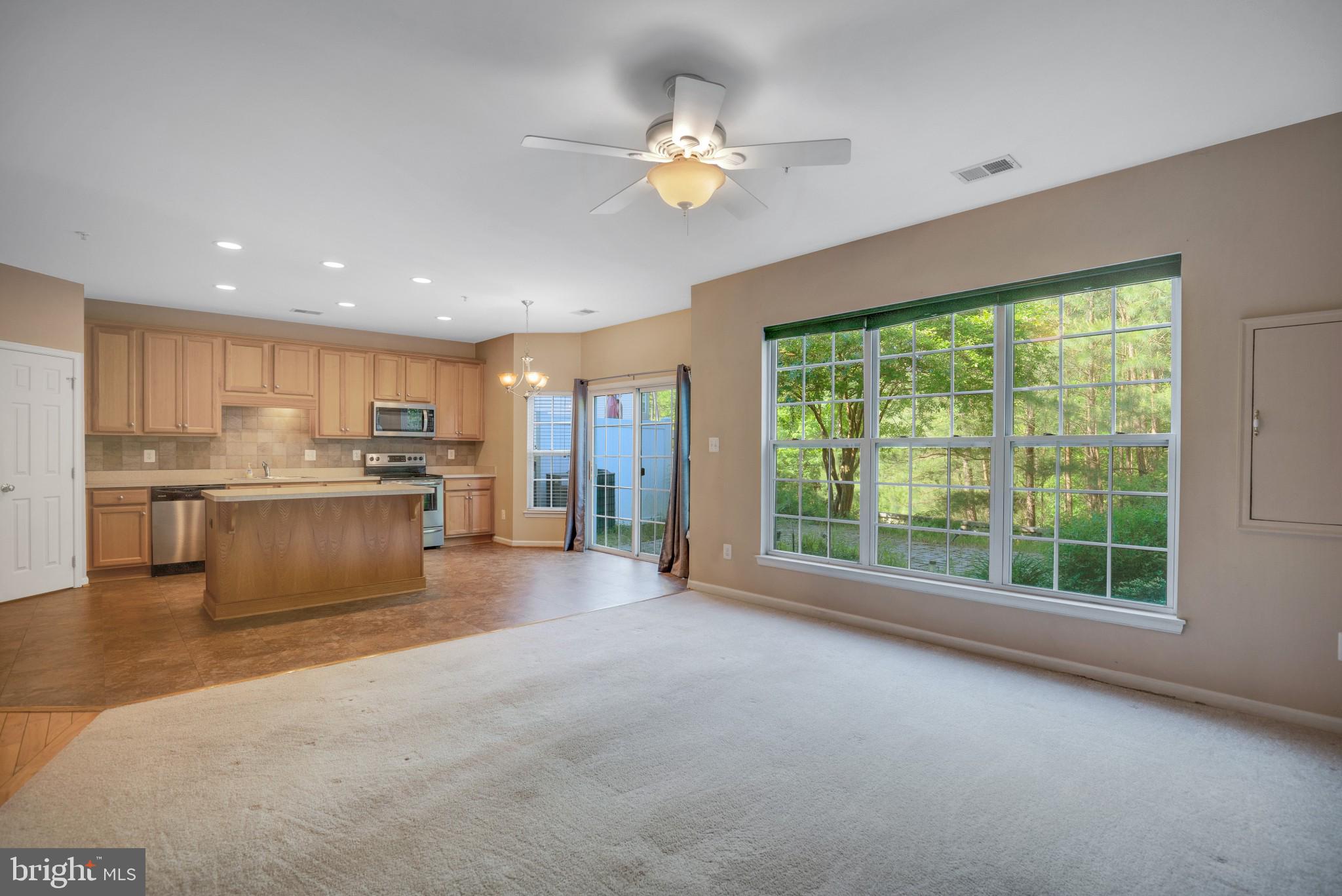 DAHLIA PARK OF WILDEWOOD - Residential