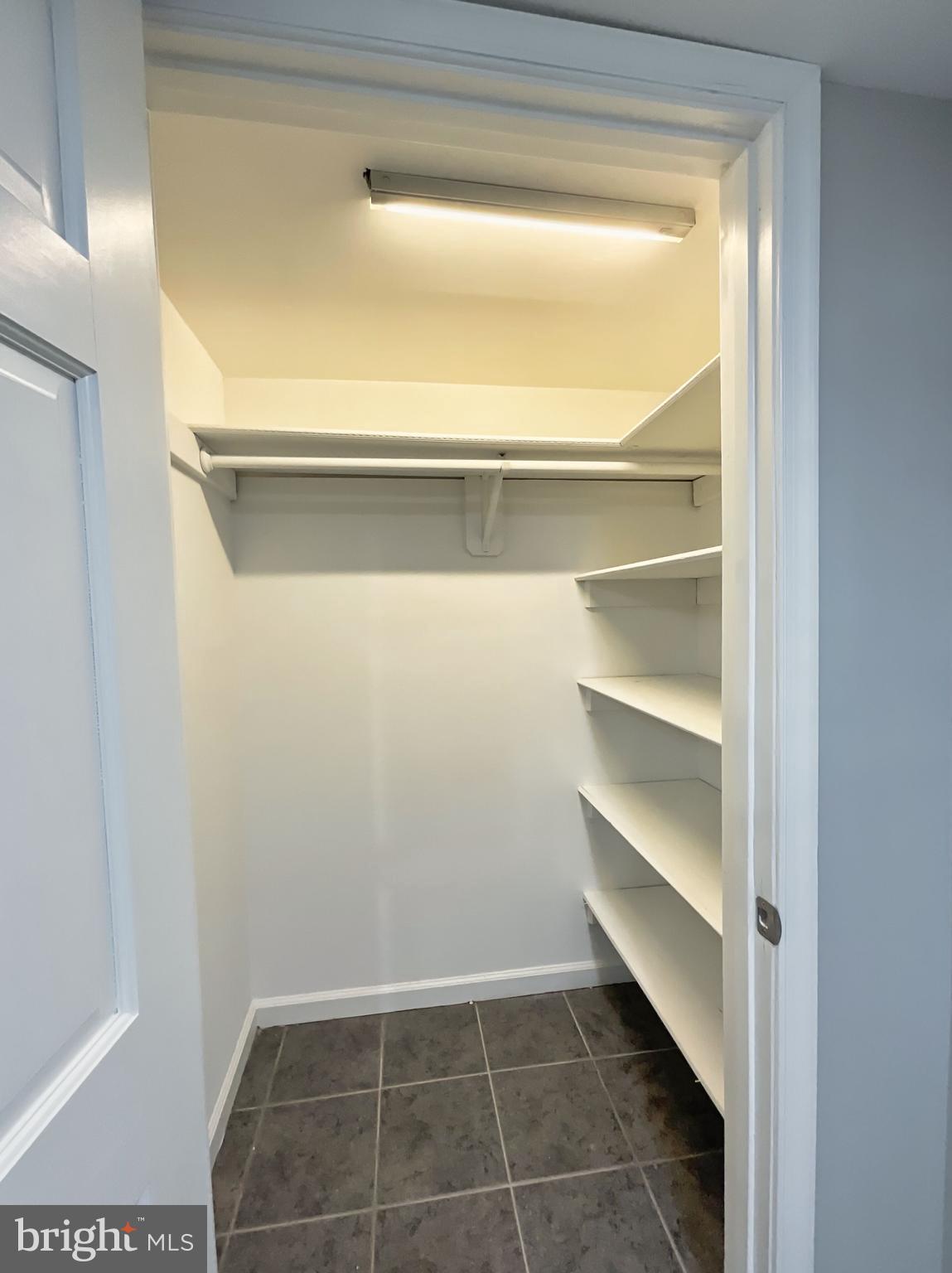 ENDERLY ACRES - Residential