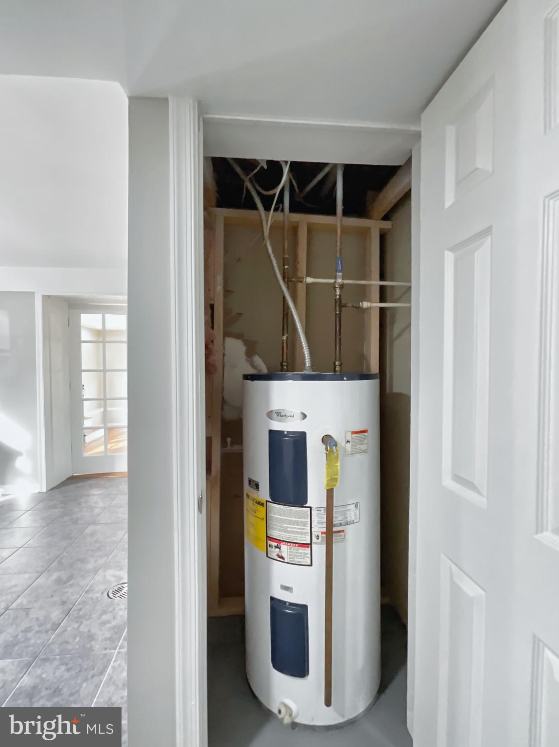 ENDERLY ACRES - Residential