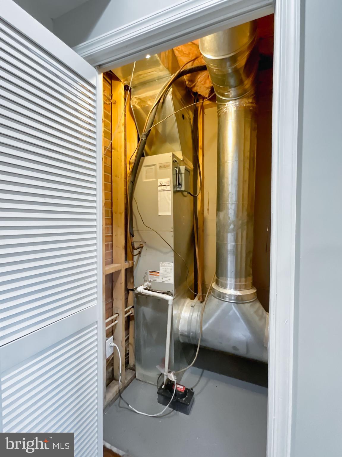 ENDERLY ACRES - Residential