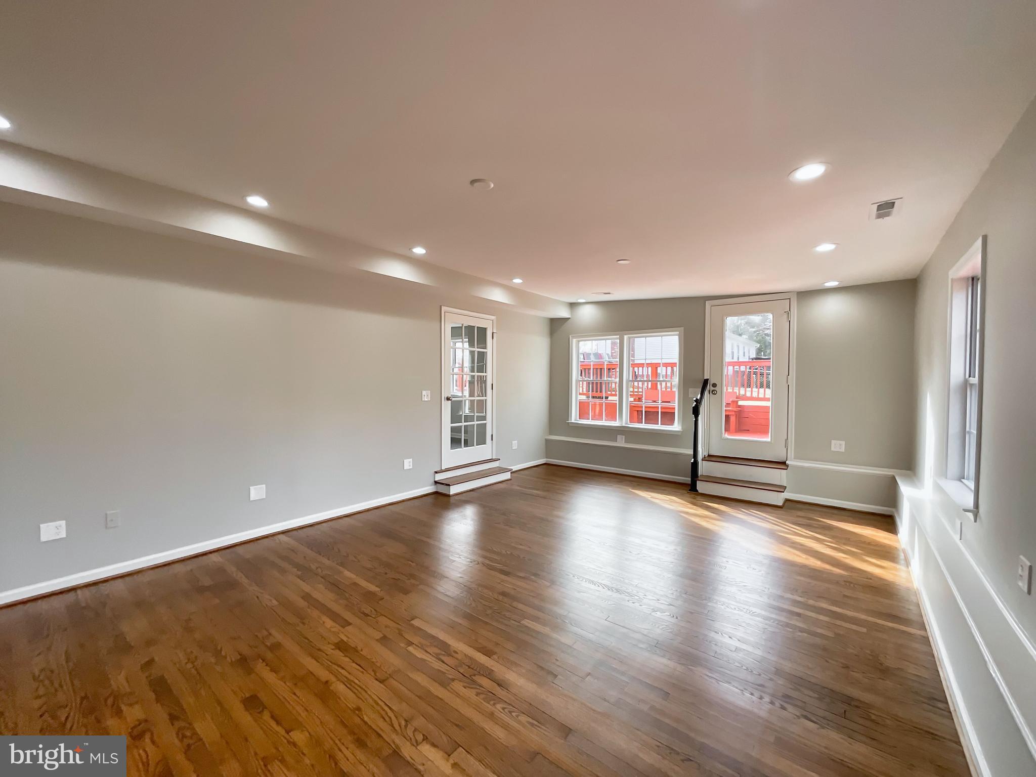 ENDERLY ACRES - Residential