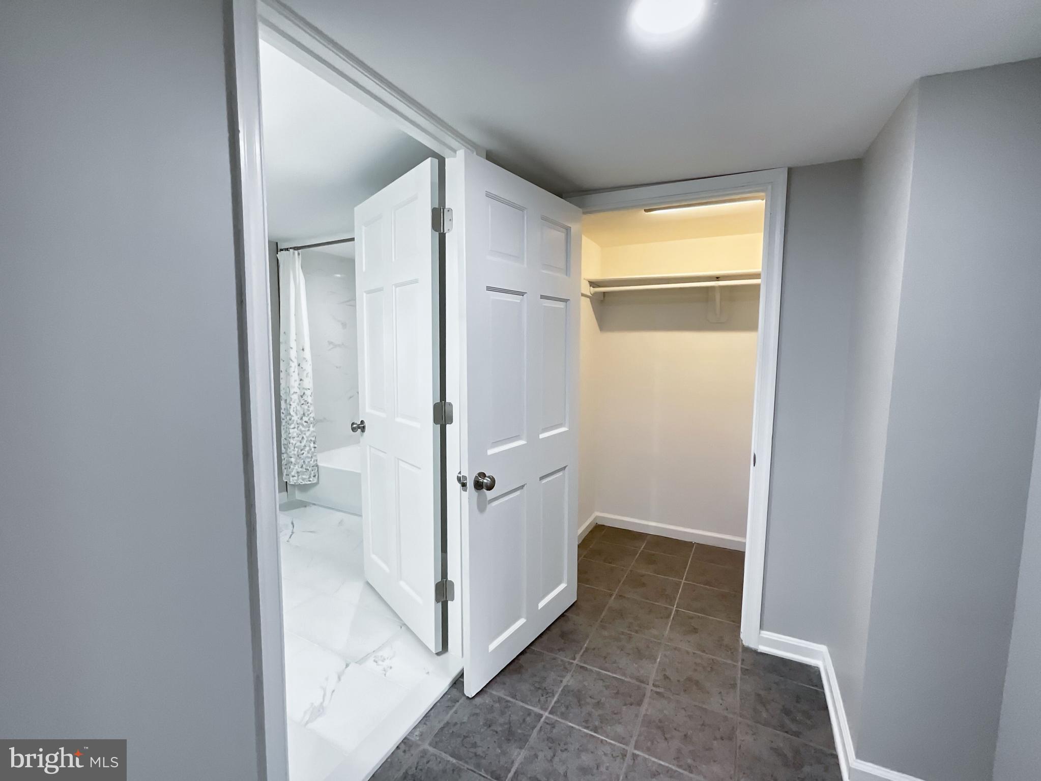 ENDERLY ACRES - Residential