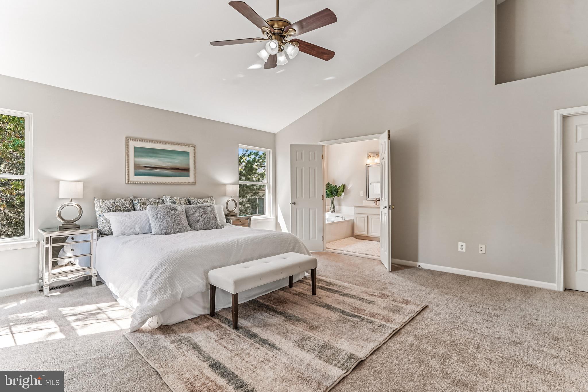 FAIR LAKES COURT - Residential