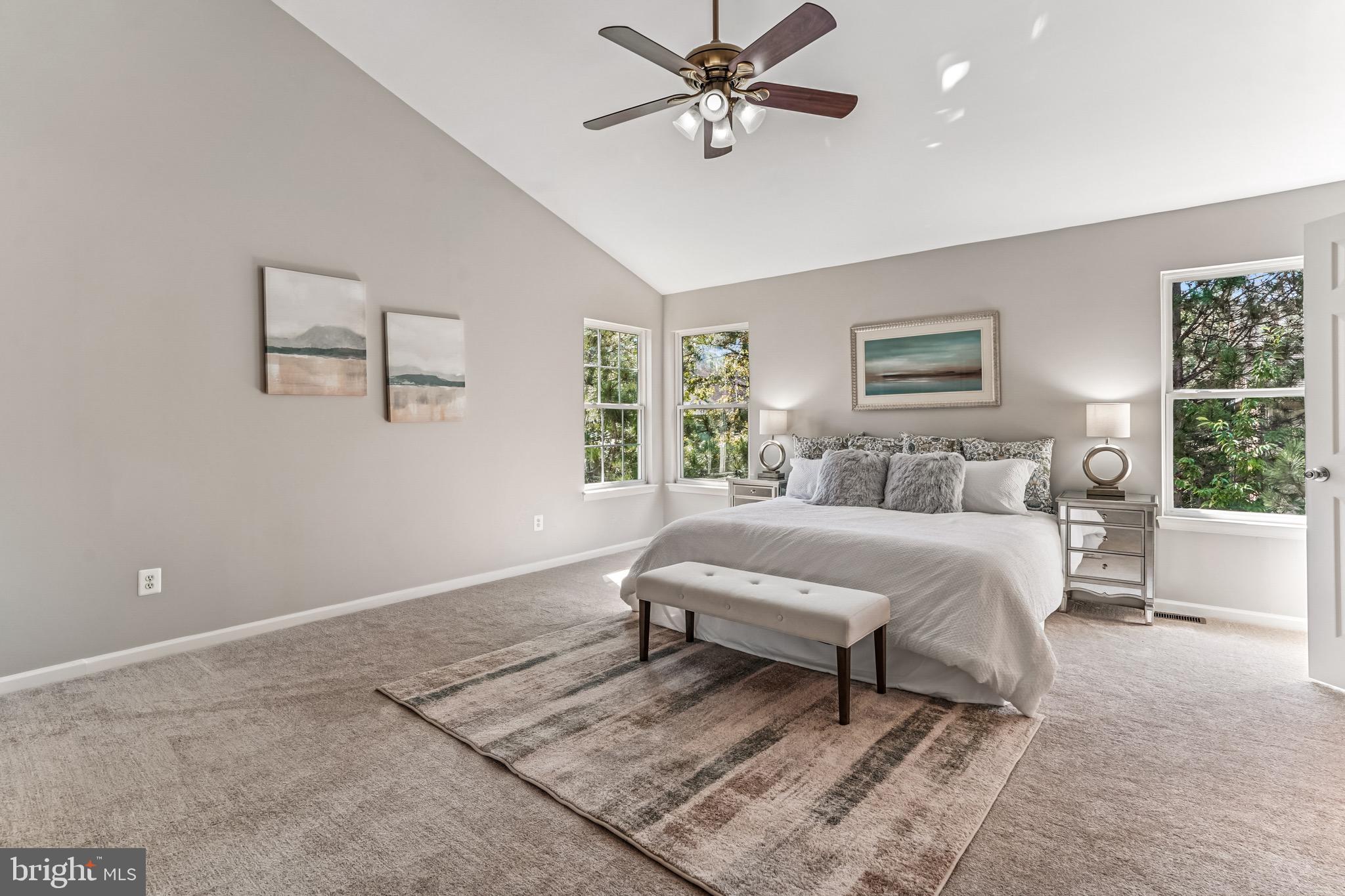 FAIR LAKES COURT - Residential