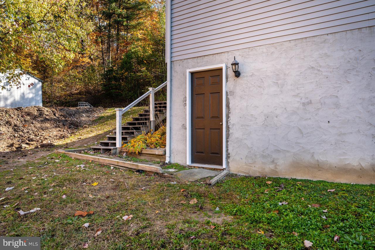 LENORA EAST - Residential