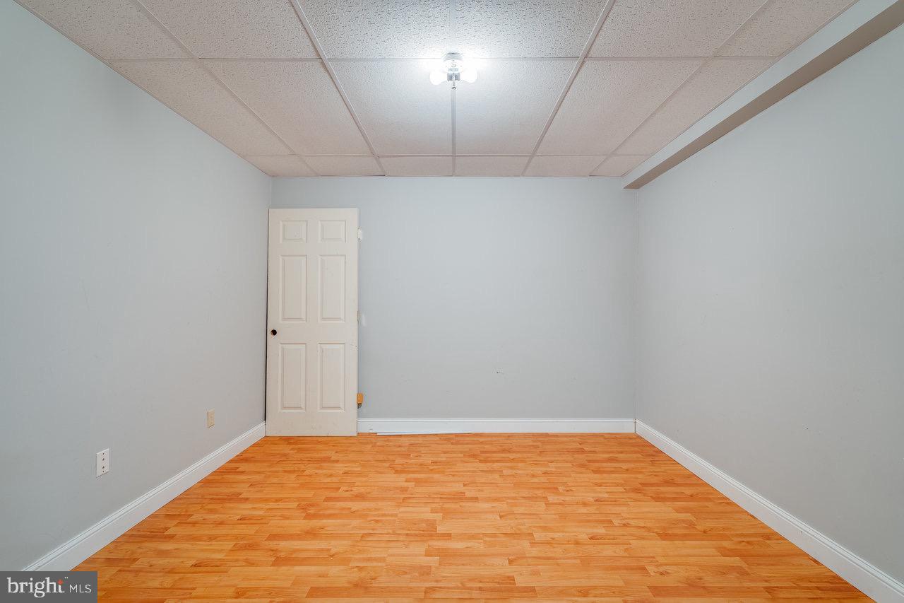 LENORA EAST - Residential