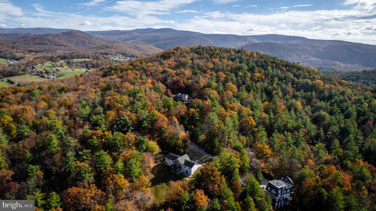 LENORA EAST - Residential