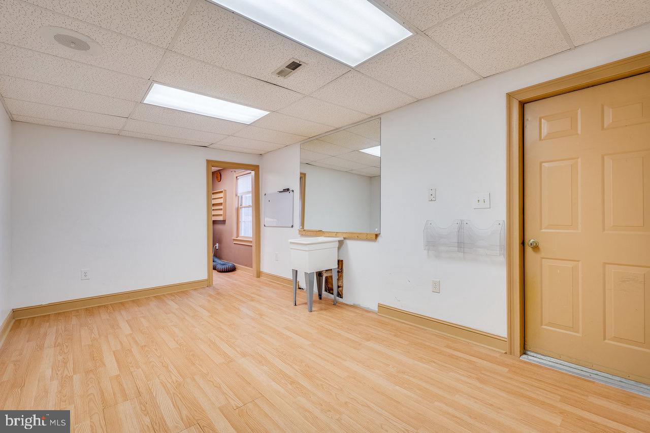 LENORA EAST - Residential