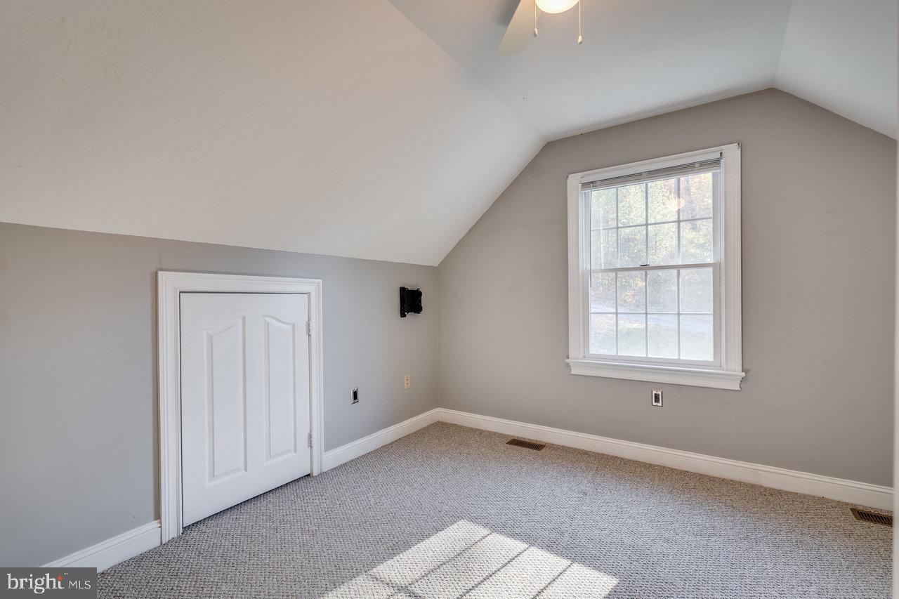 LENORA EAST - Residential