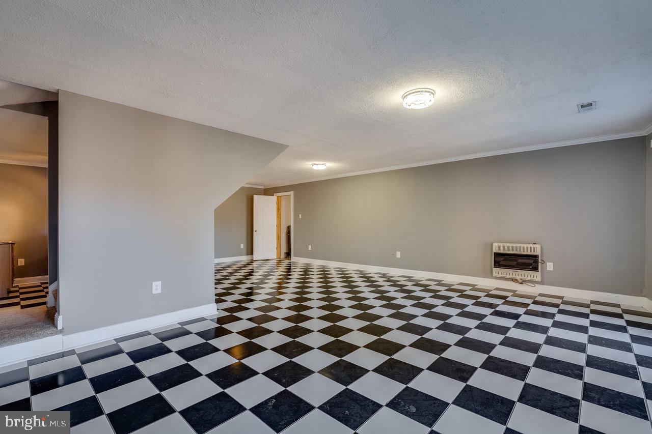 LENORA EAST - Residential