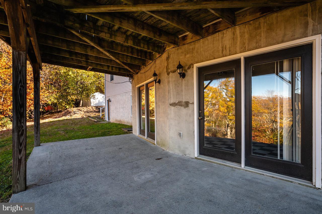 LENORA EAST - Residential