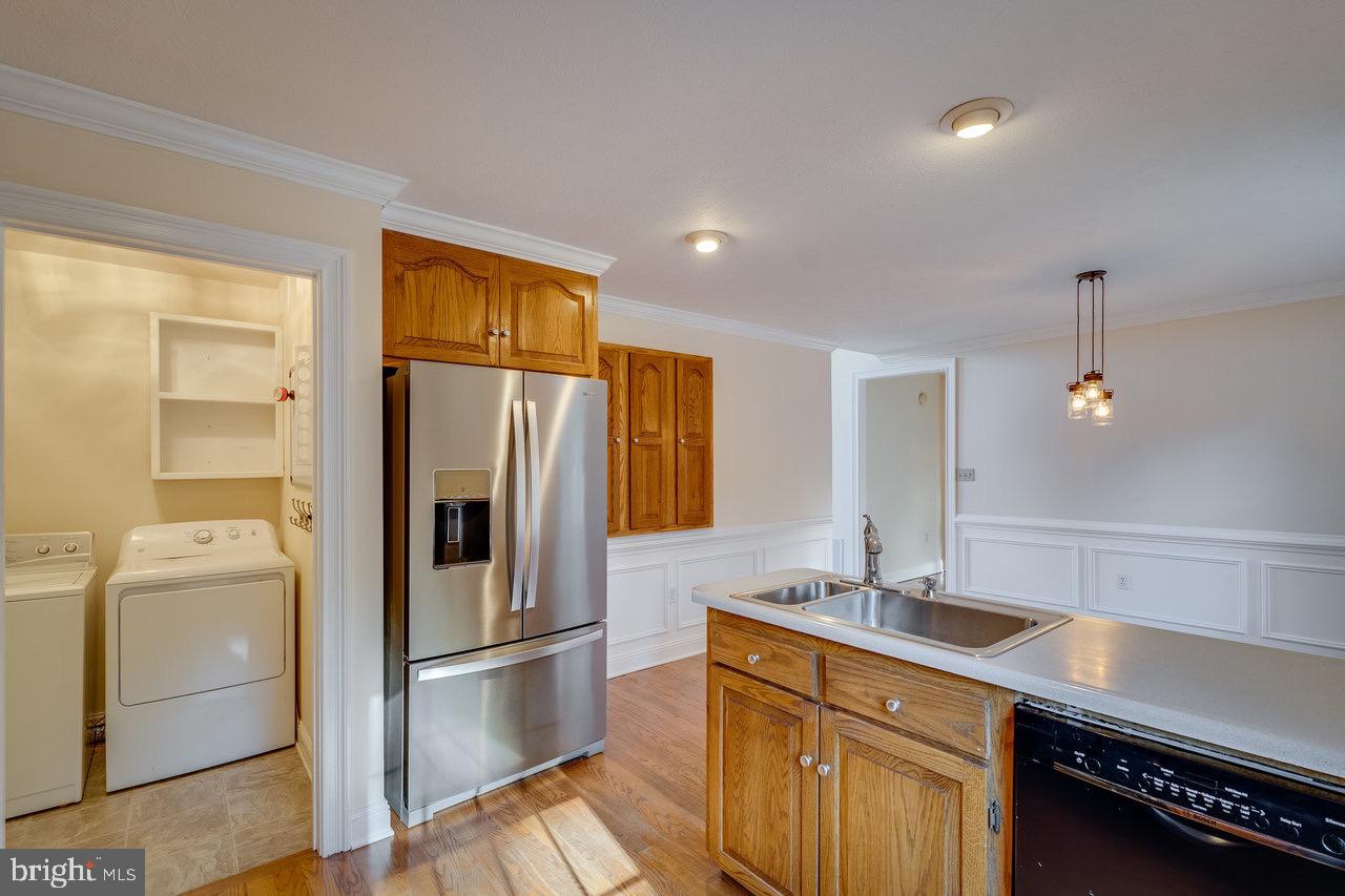 LENORA EAST - Residential