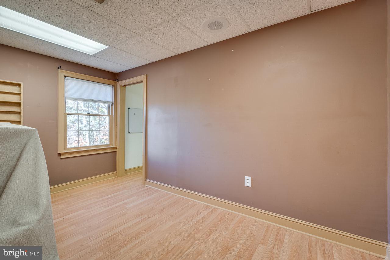 LENORA EAST - Residential