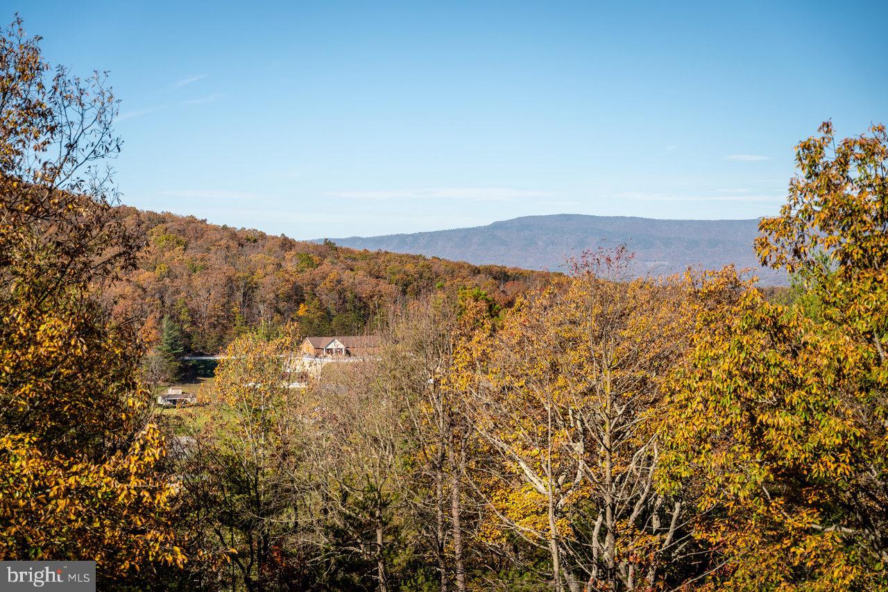 LENORA EAST - Residential