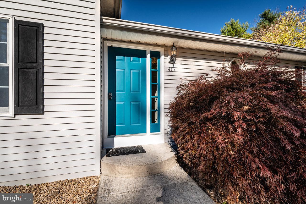 LENORA EAST - Residential