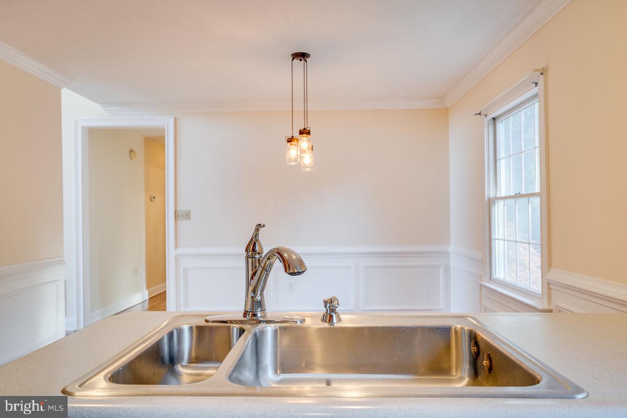 LENORA EAST - Residential