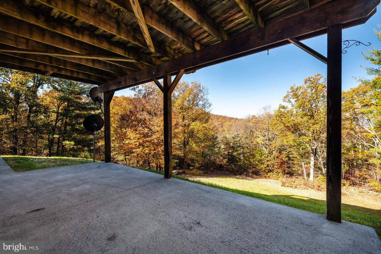 LENORA EAST - Residential