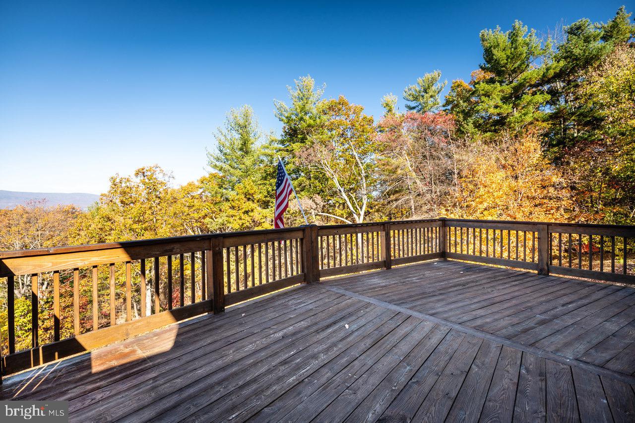 LENORA EAST - Residential