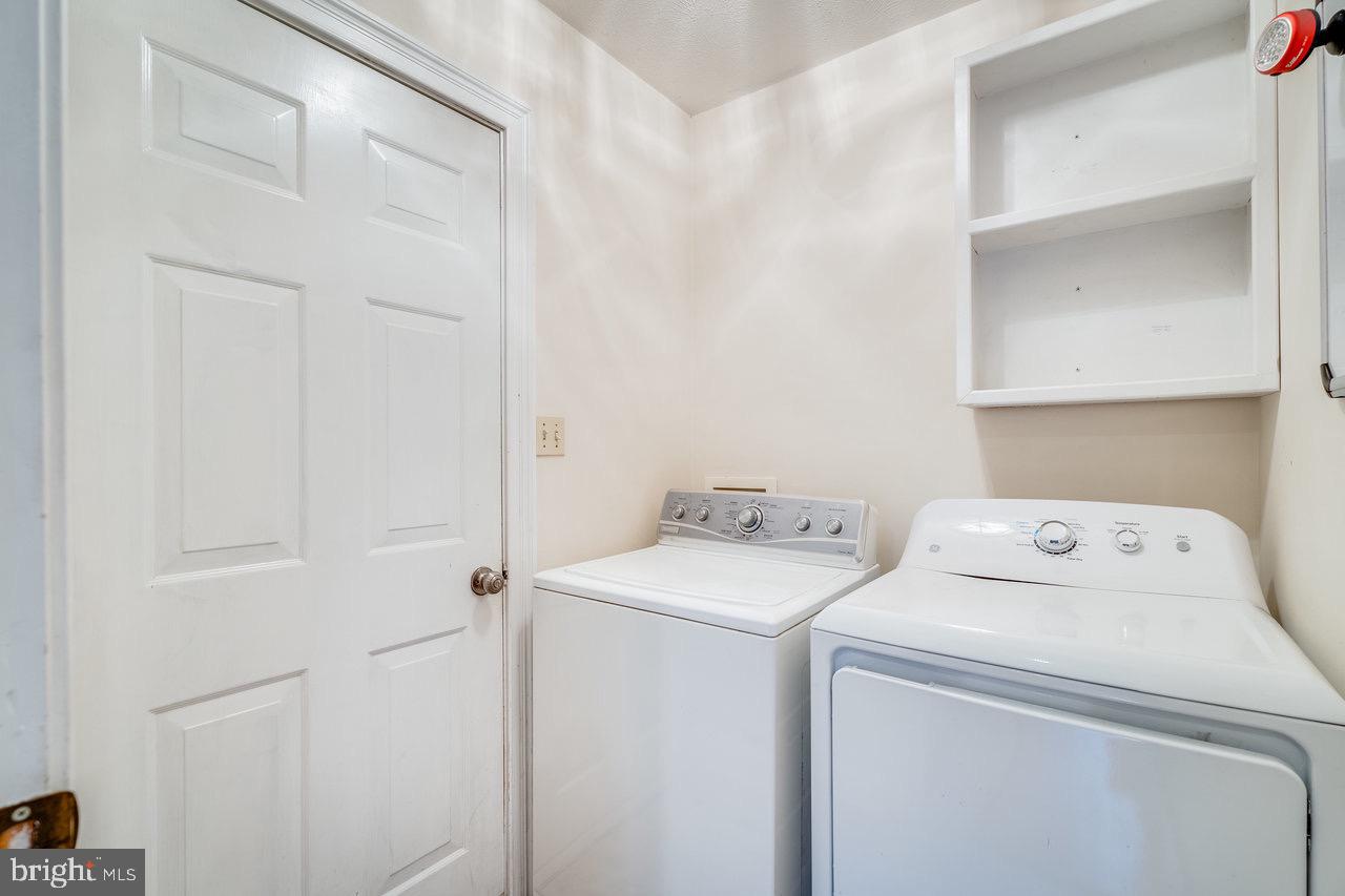 LENORA EAST - Residential