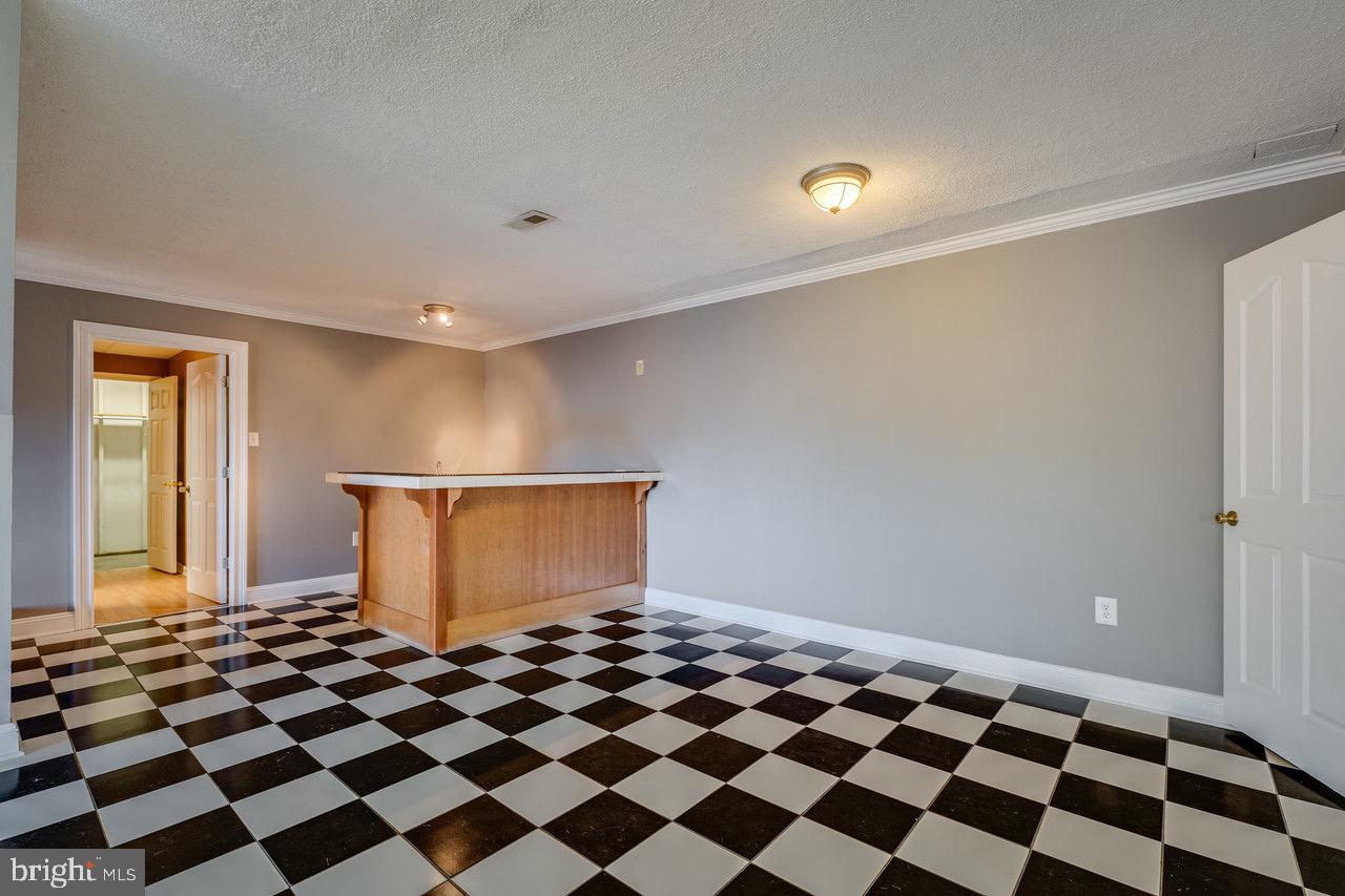 LENORA EAST - Residential