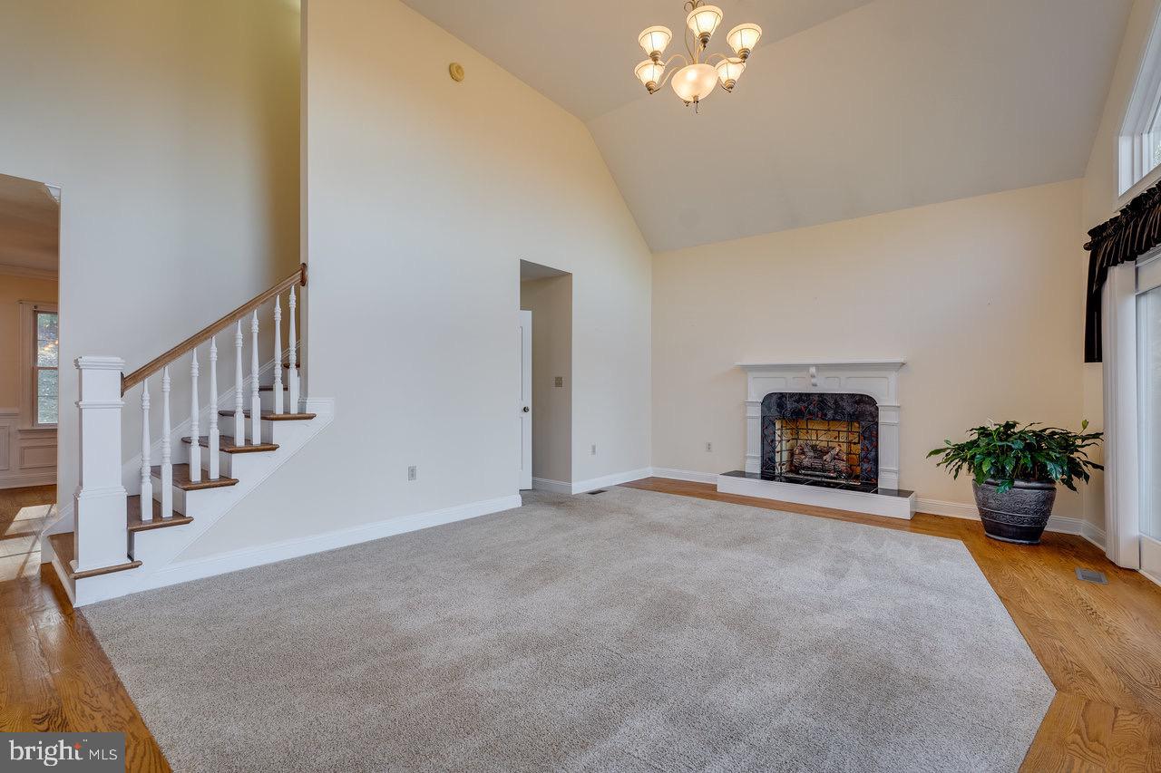 LENORA EAST - Residential