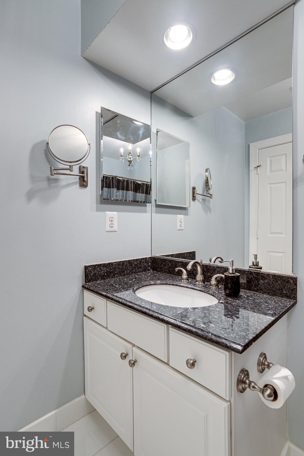 WALNUT ACRES - Residential