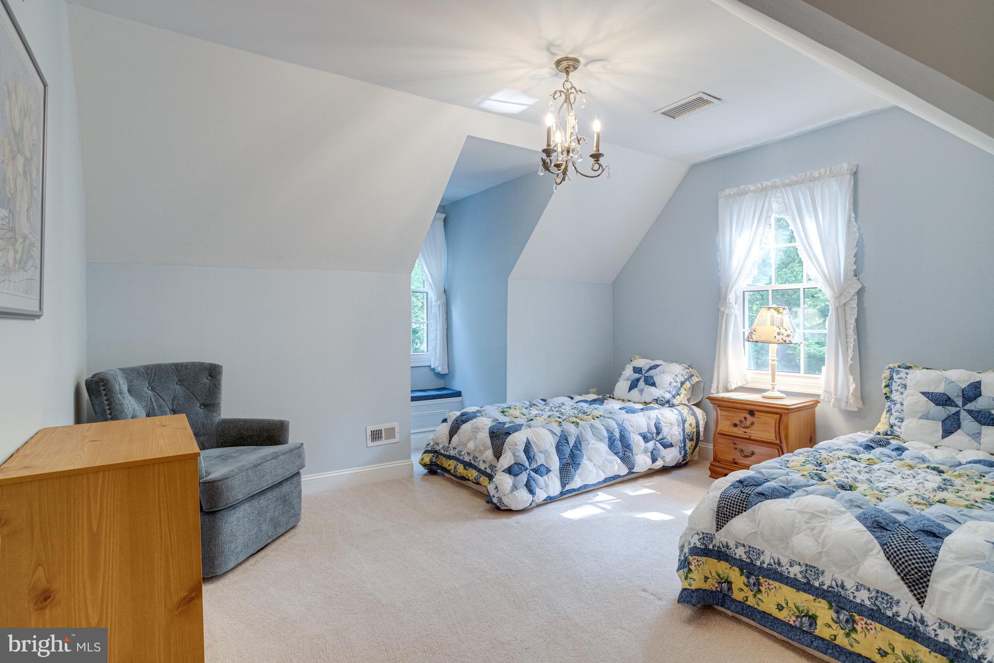 WALNUT ACRES - Residential