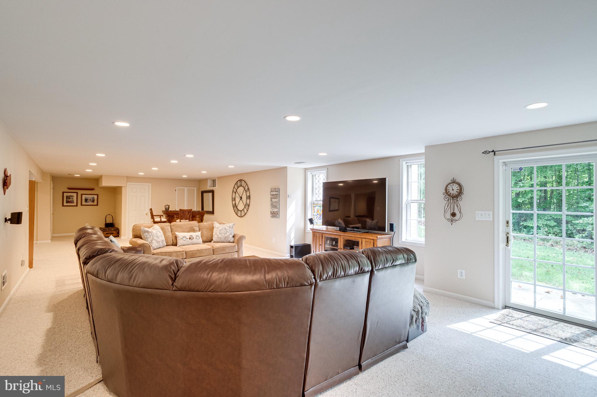 WALNUT ACRES - Residential