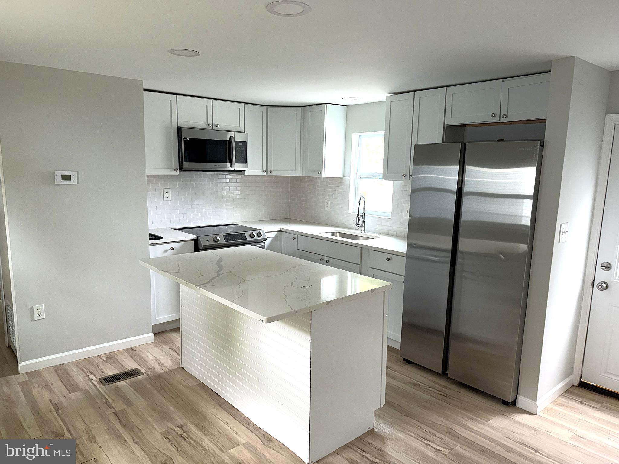 WILLIAMS ESTATES - Residential