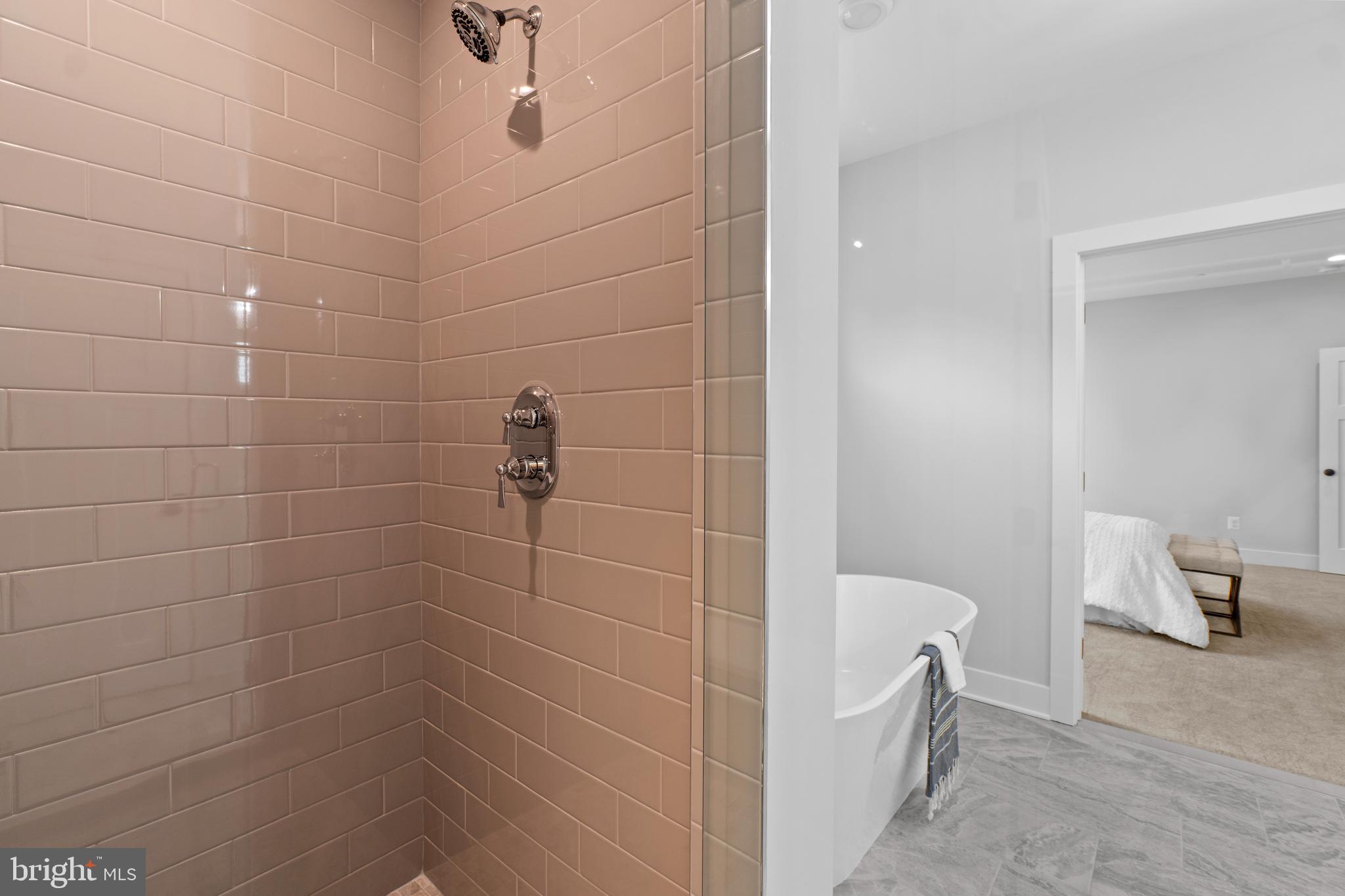 TRITON COMMONS - Residential