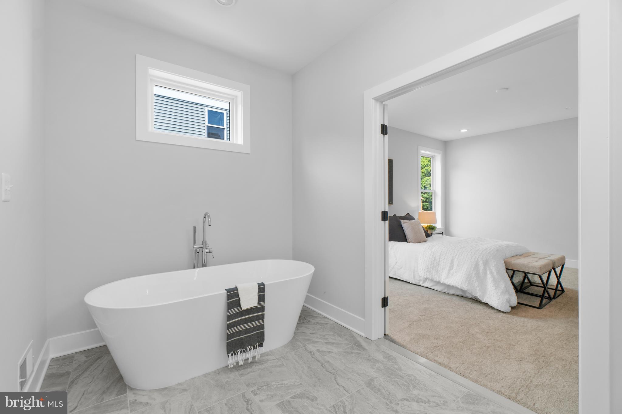 TRITON COMMONS - Residential