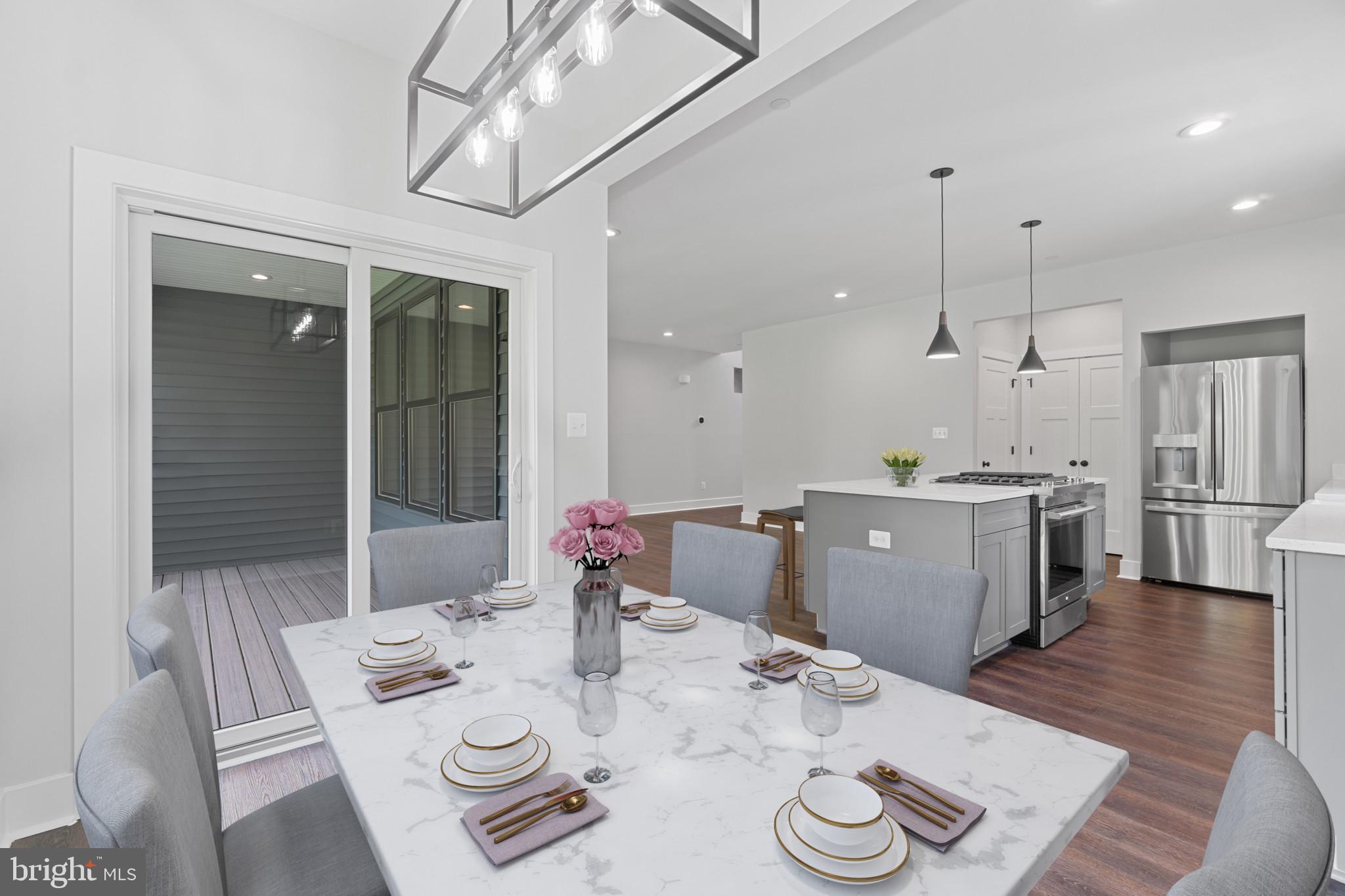 TRITON COMMONS - Residential